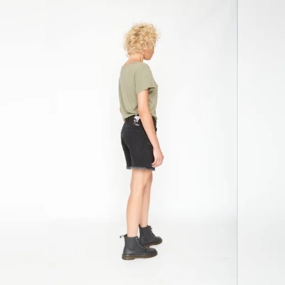 (A55) Sandrine Rose Black Short Shorts, Size 30, NWT - Picture 4 of 15